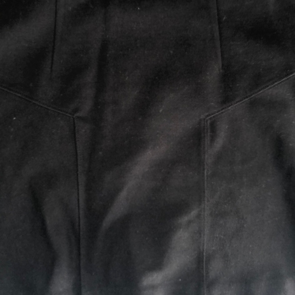 Skirt - Picture 2 of 3